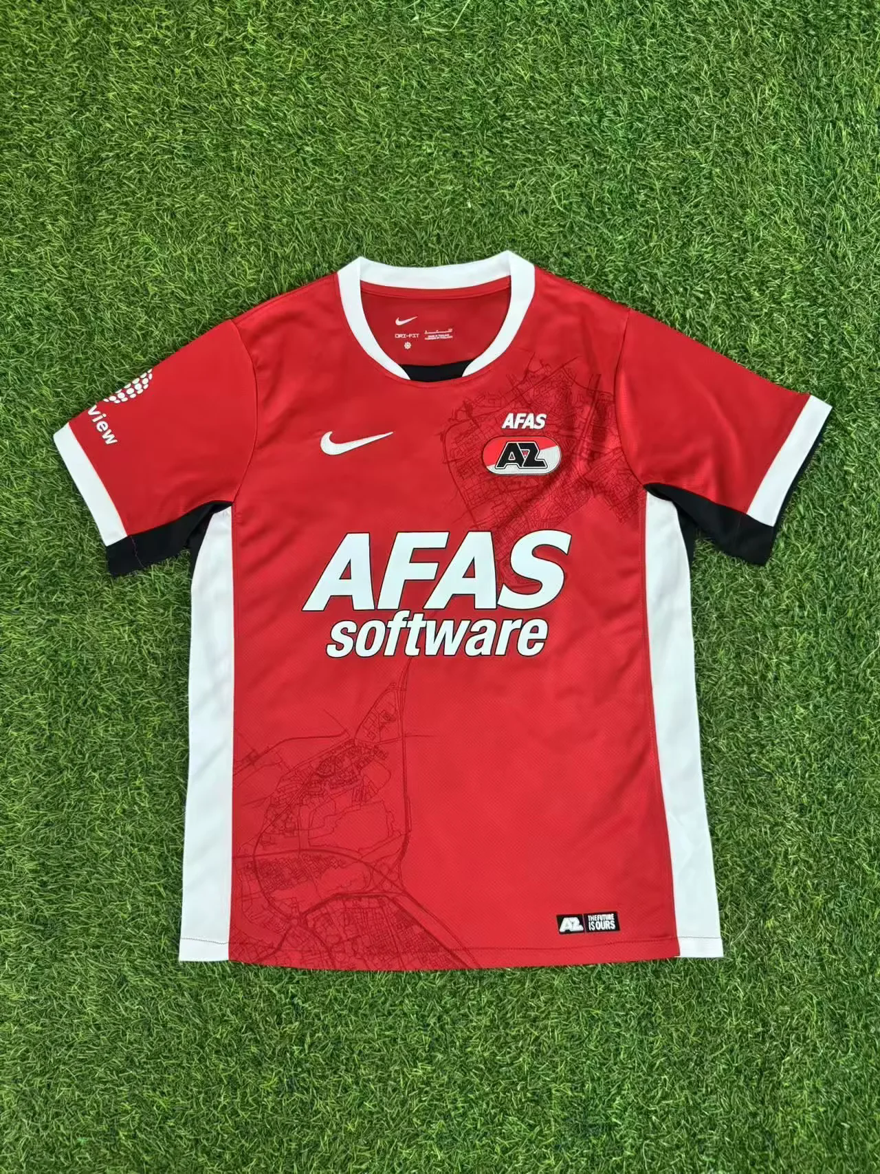 Az Alkmaar home adults