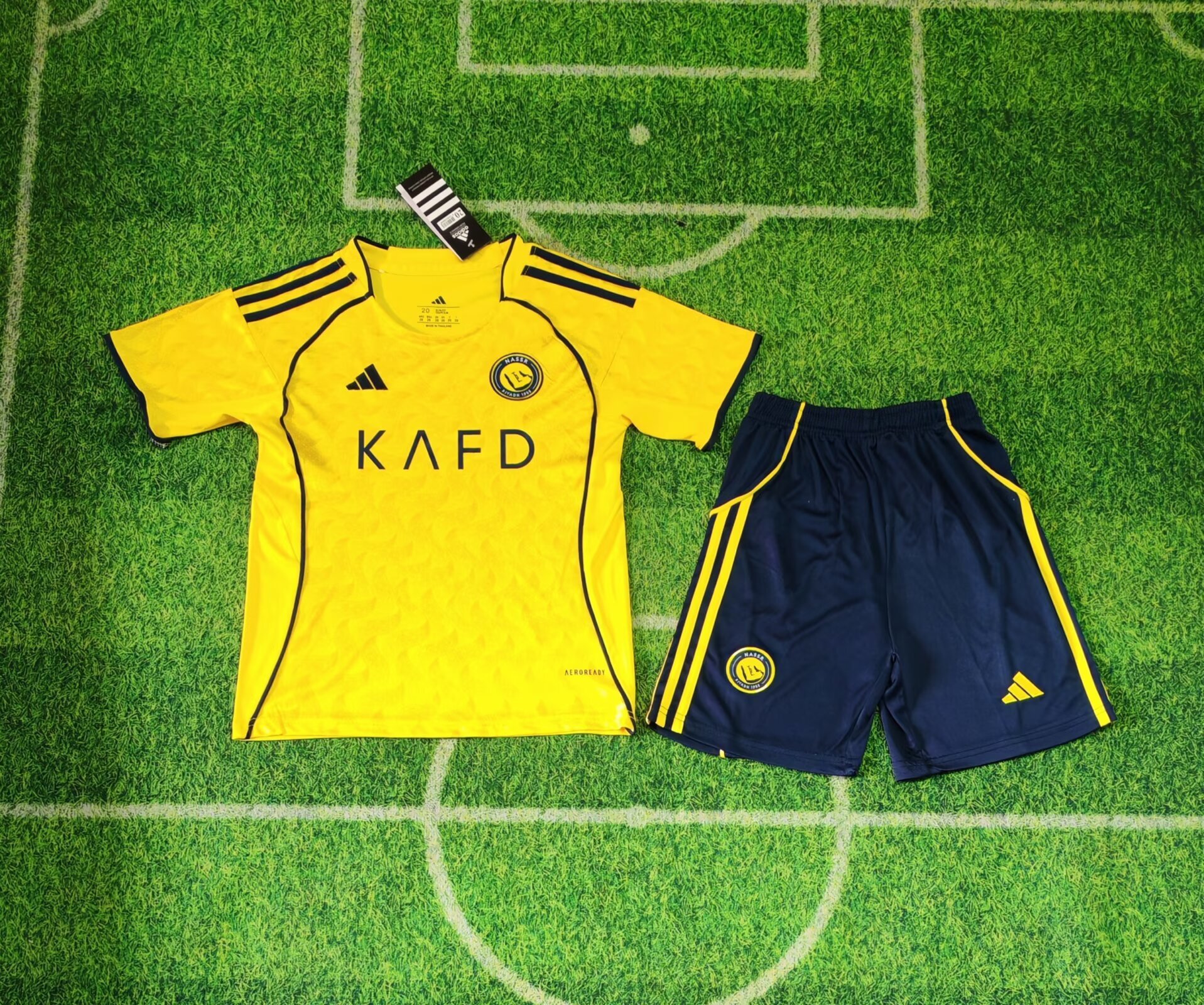 Al Nassr home kids