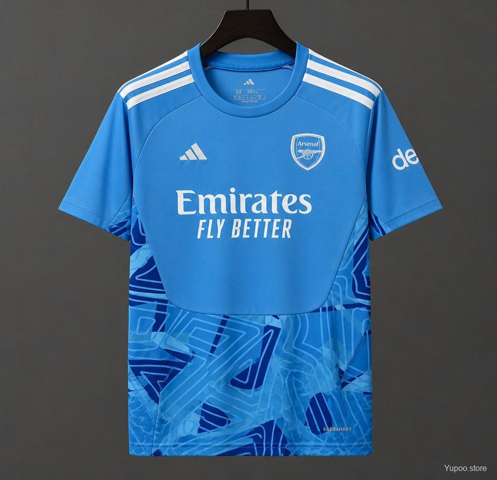 Arsenal goalkeeper adults