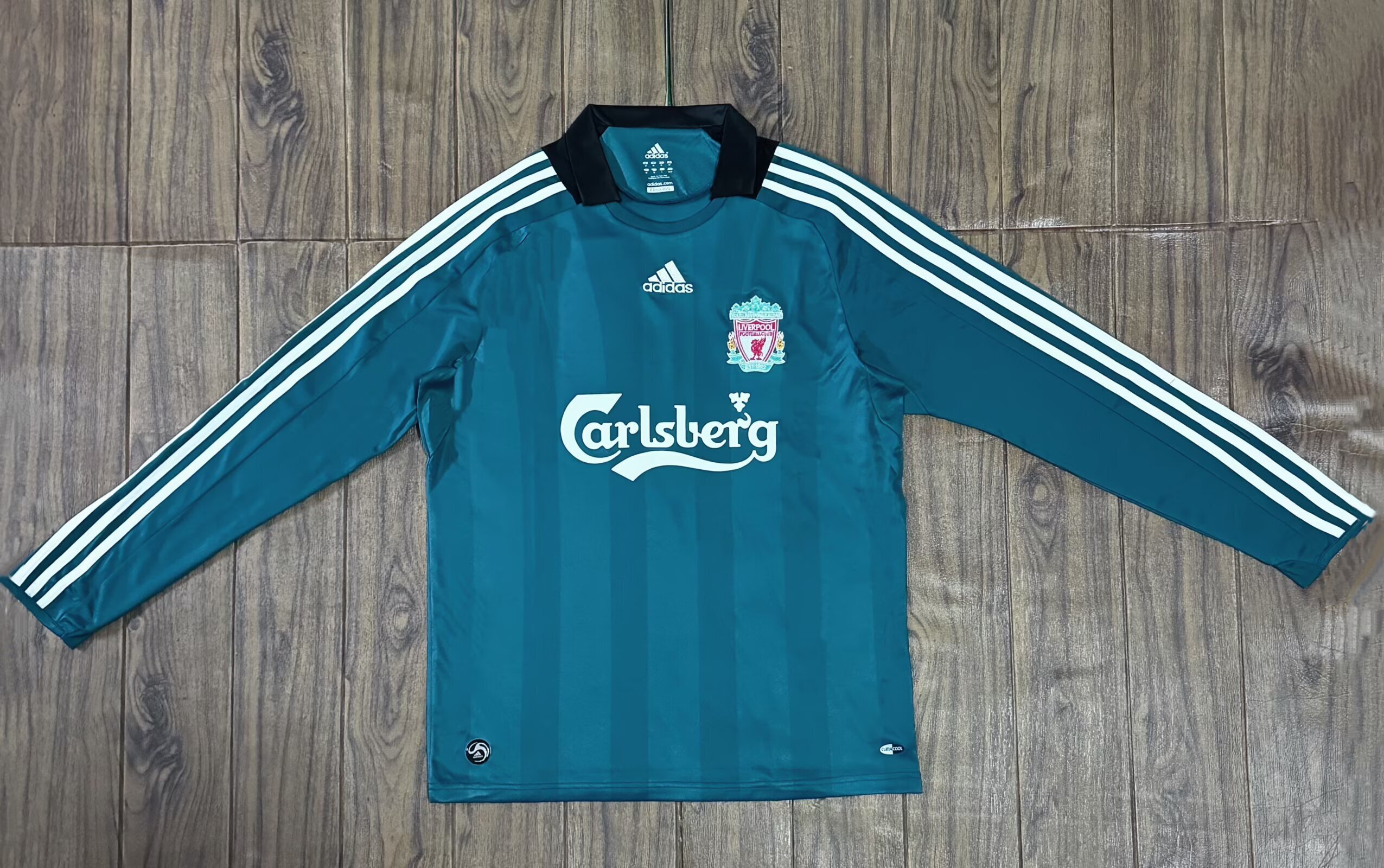 Liverpoll long sleeve retro