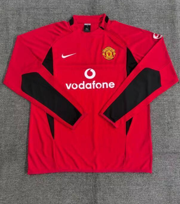 Manchester aunkted retro training top