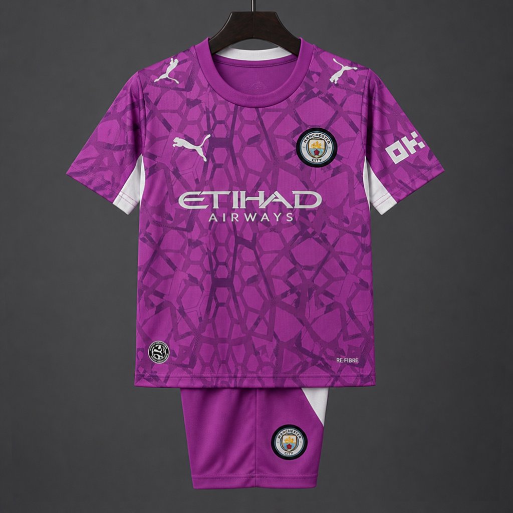 Manchester City goalkeeper kids