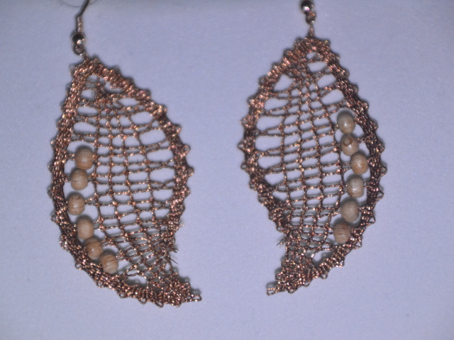 Uhani 1 - temno rjavi metalizirani