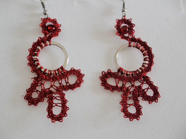 Uhani 15 - rdeči metalizirani