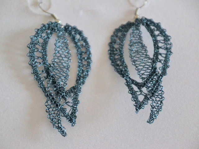 Uhani 6 - temno sivi metalizirani / Dark Grey Metalized