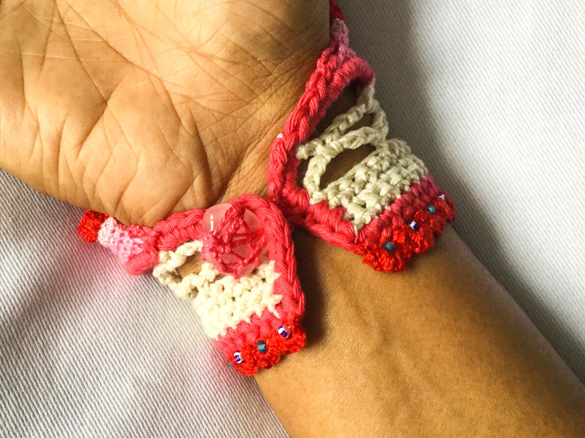 Rosy bracelet