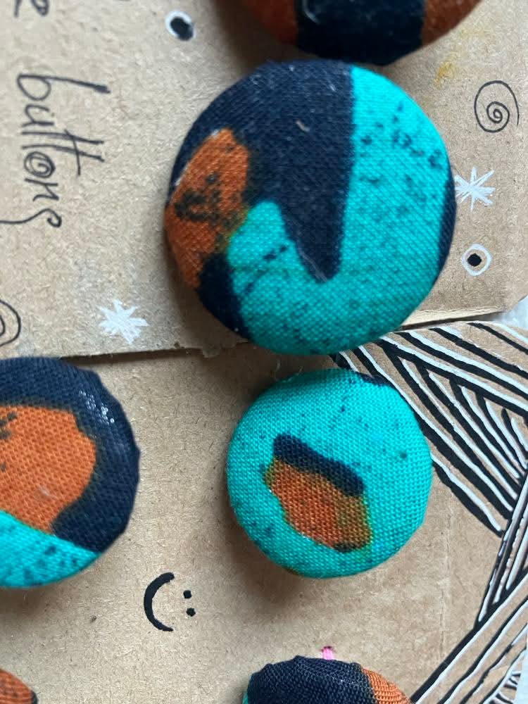 Medium button