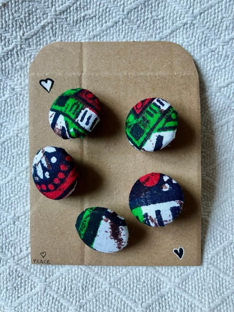 Medium button