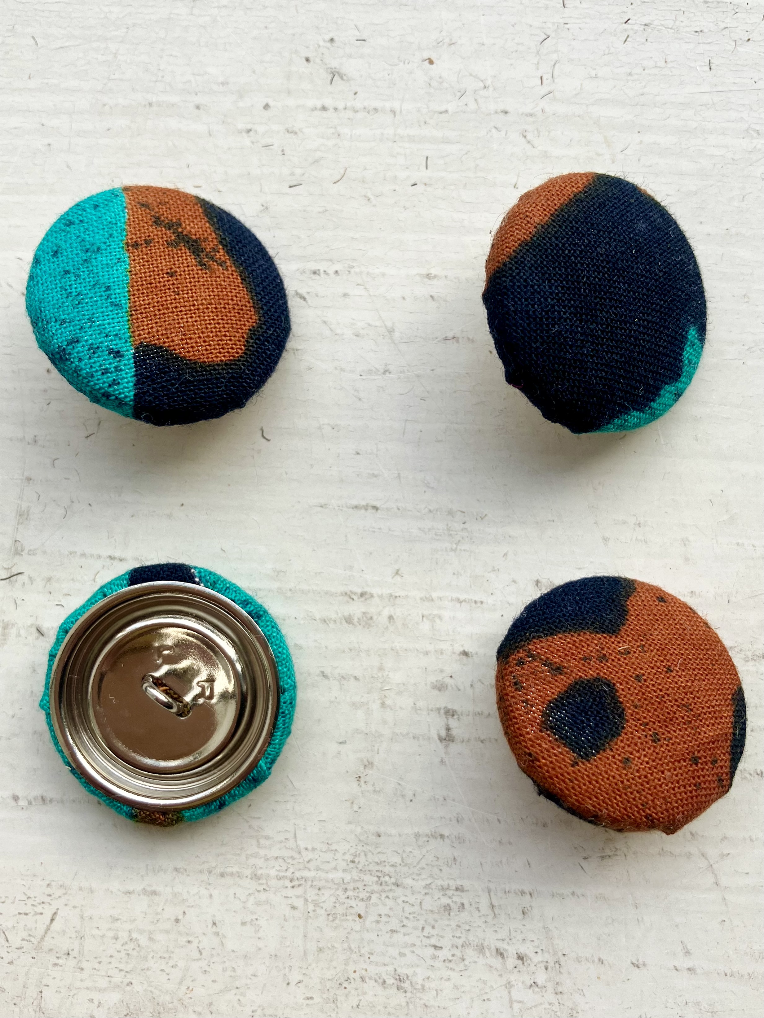 Colourful pattern buttons