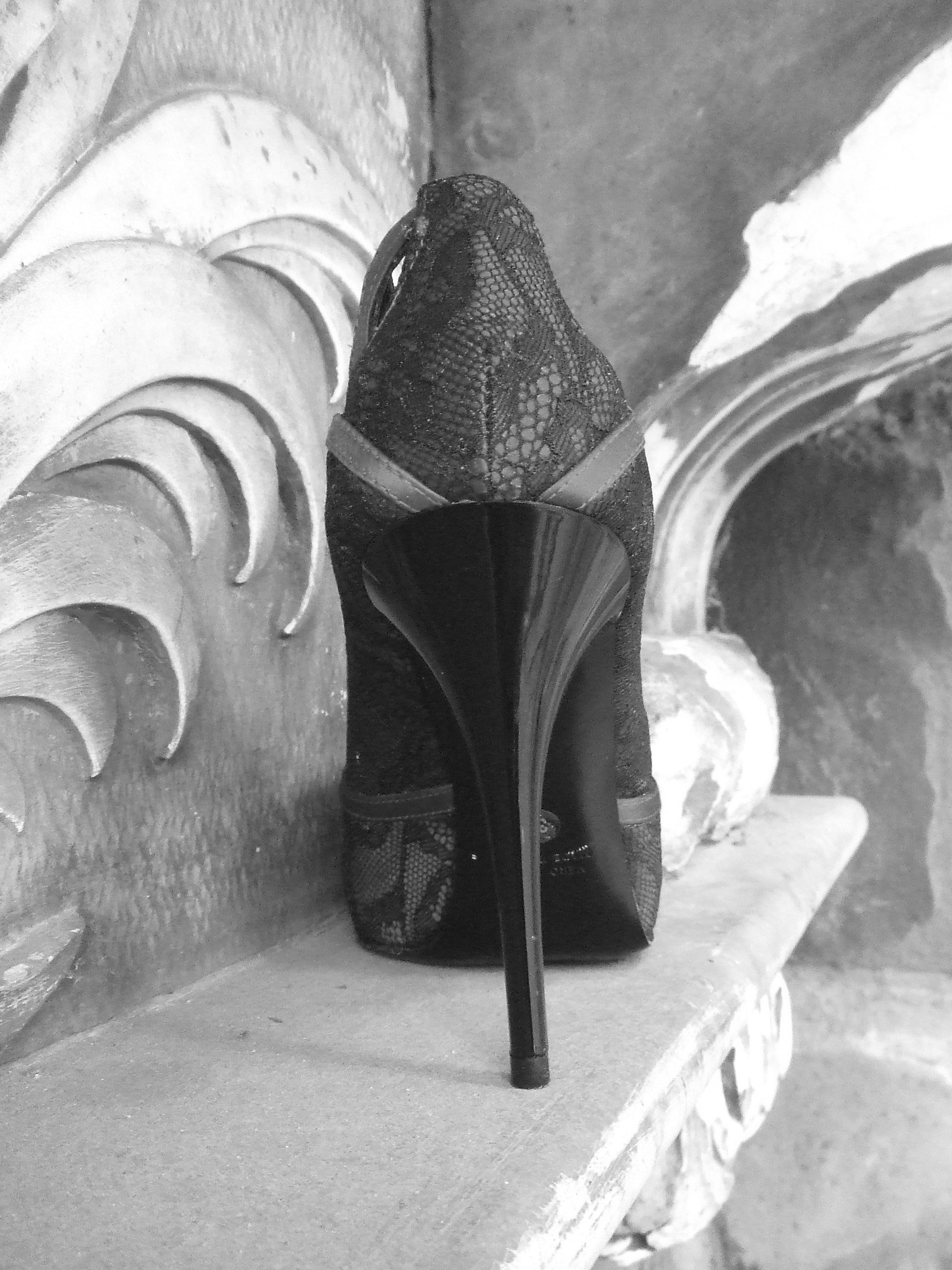 THE HISTORICAL ART OF FASHION