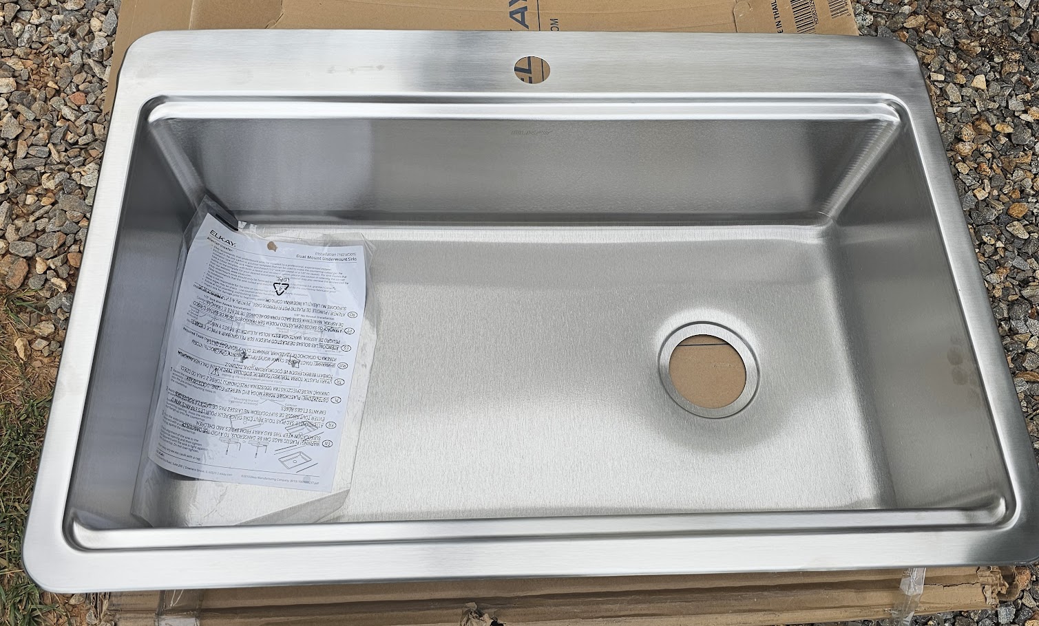 Elkay 33 in. Drop-In/Undermount Single Bowl 18-Gauge Stainless Steel Kitchen Workstation Sink