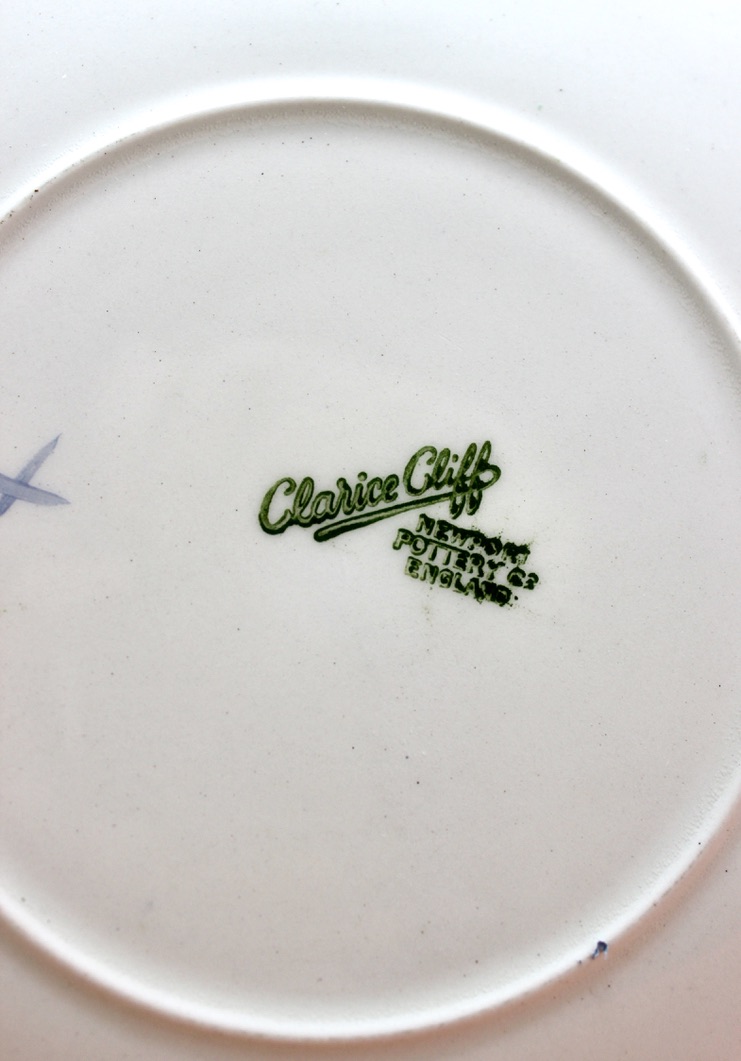 Clarice Cliff Lily Plate