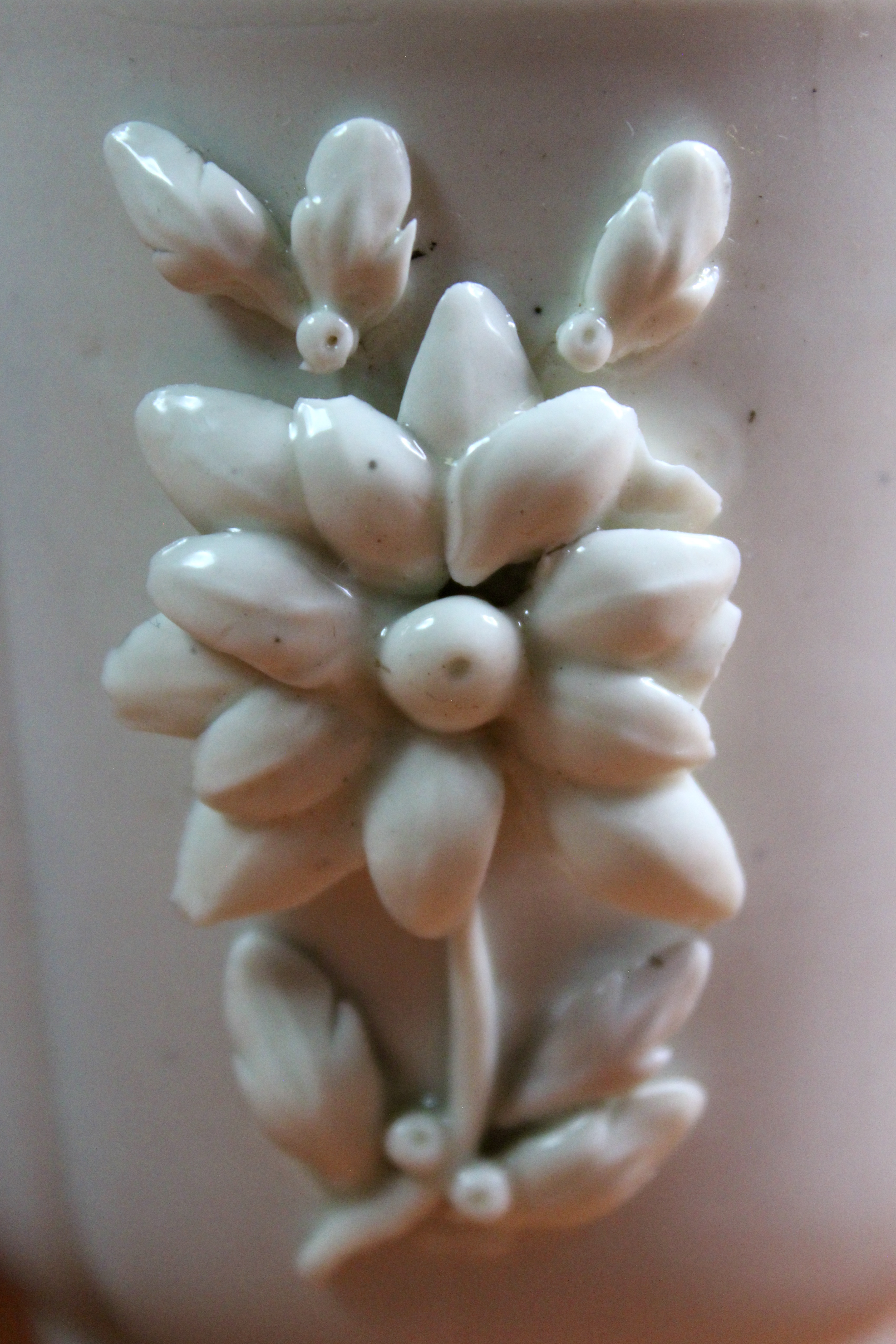 Samson French Porcelain Toilet Pot In The Manner of St Cloud