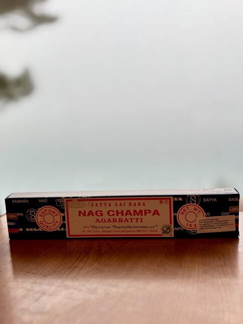 main product image on details page