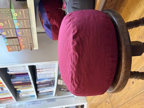 main product image on details page