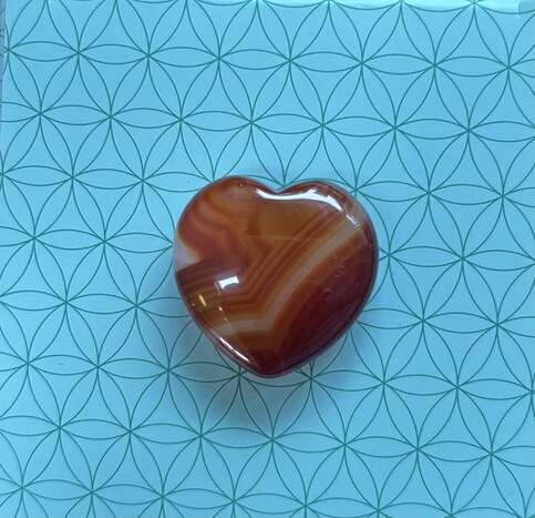 main product image on details page