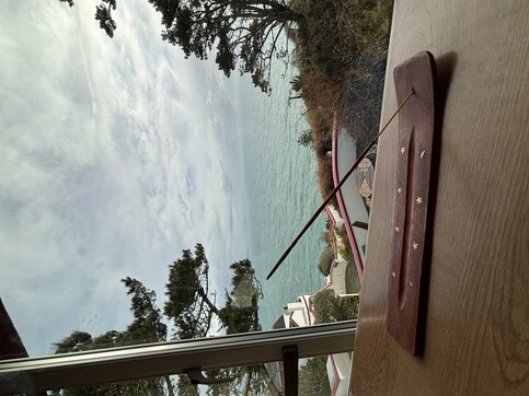 main product image on details page