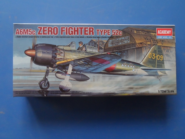 ZERO FIGHTER TYPE 52C Academy 1:72 kit