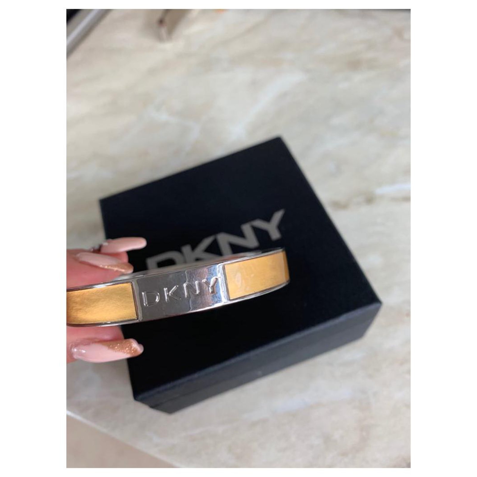 DKNY new bracalet