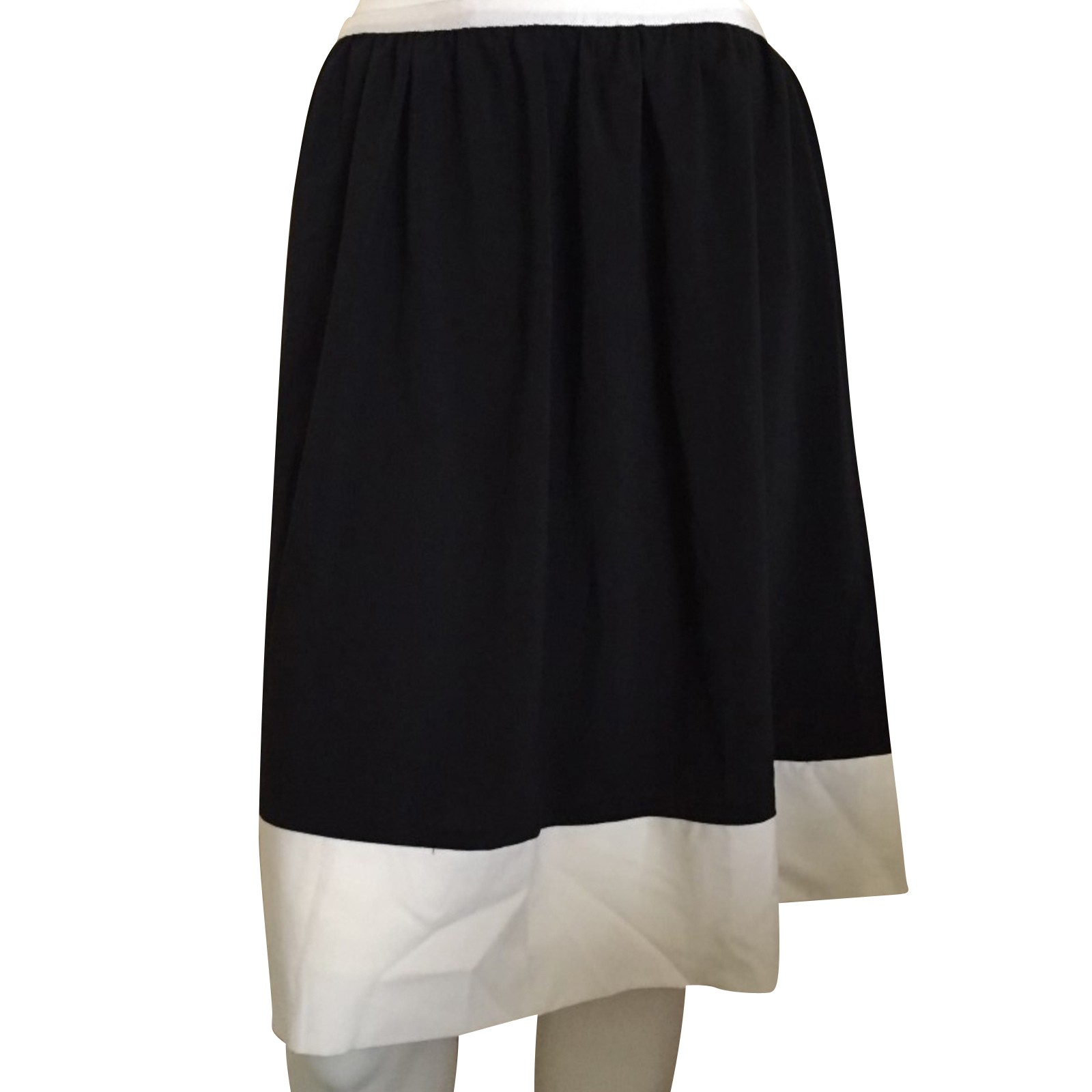 Calvin Kein skirt white black