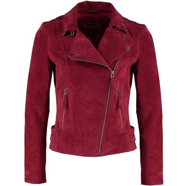 main product image on details page