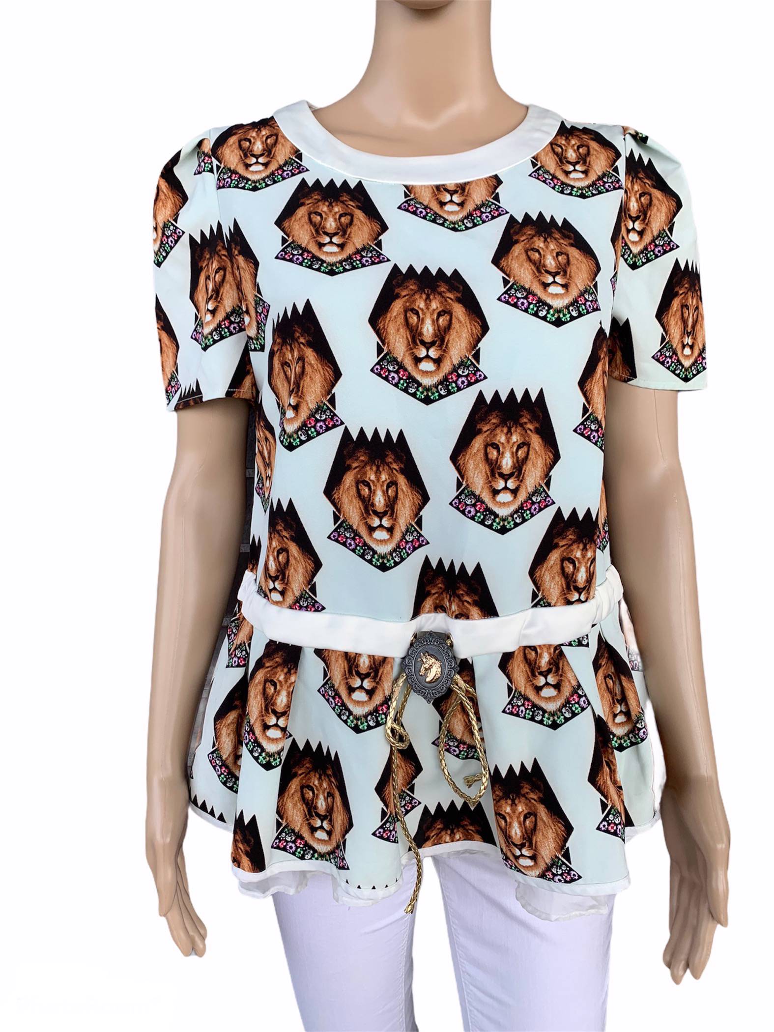 3D blouse with lions