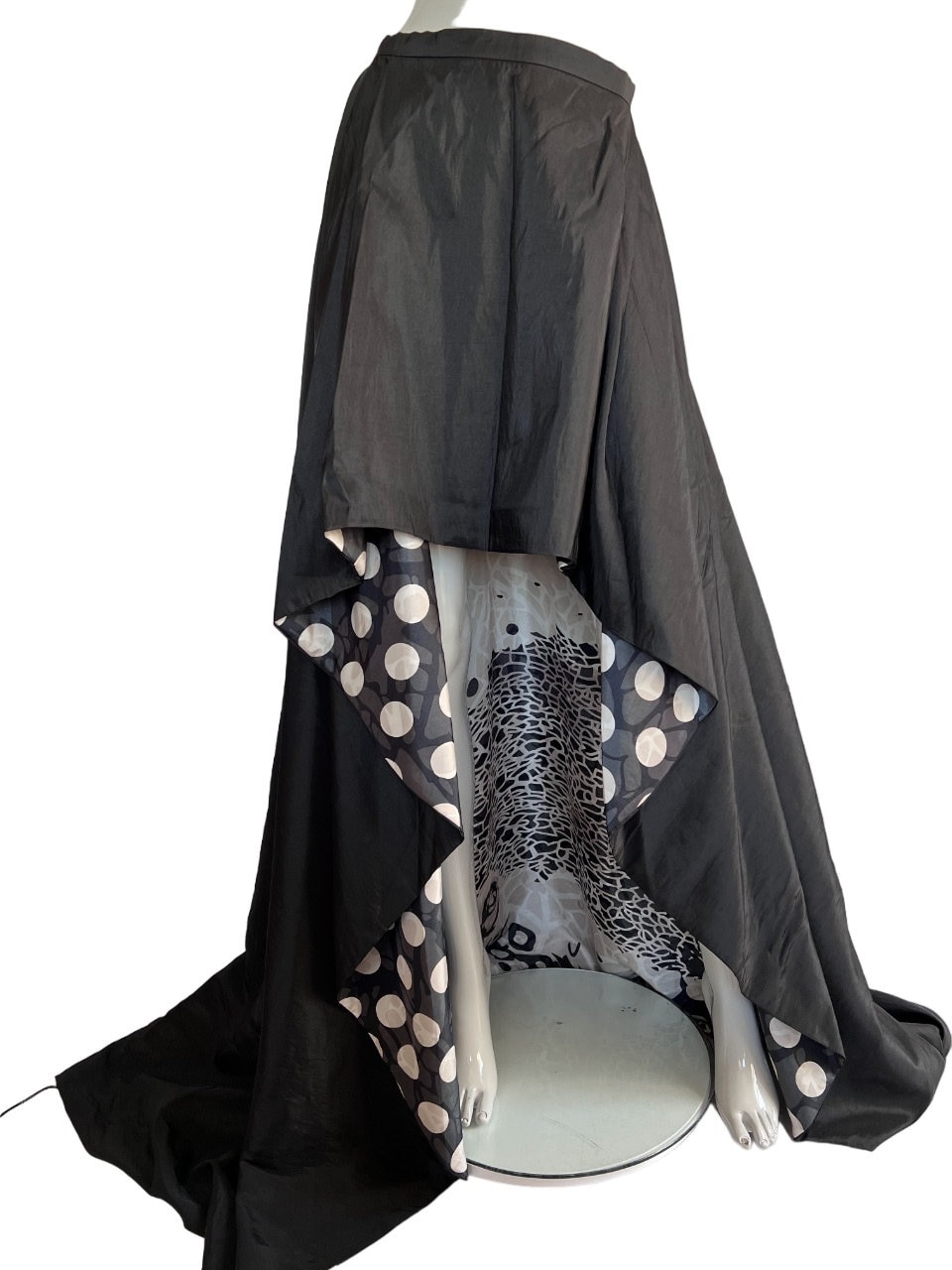 main product image on details page