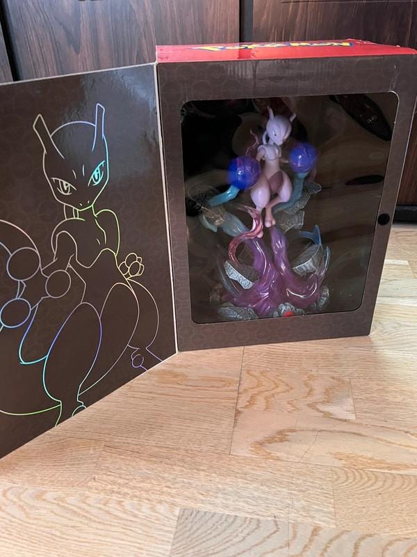 Jazwares Pokemon Deluxe Collector LED Figure 13" Mewtwo - PKW0082