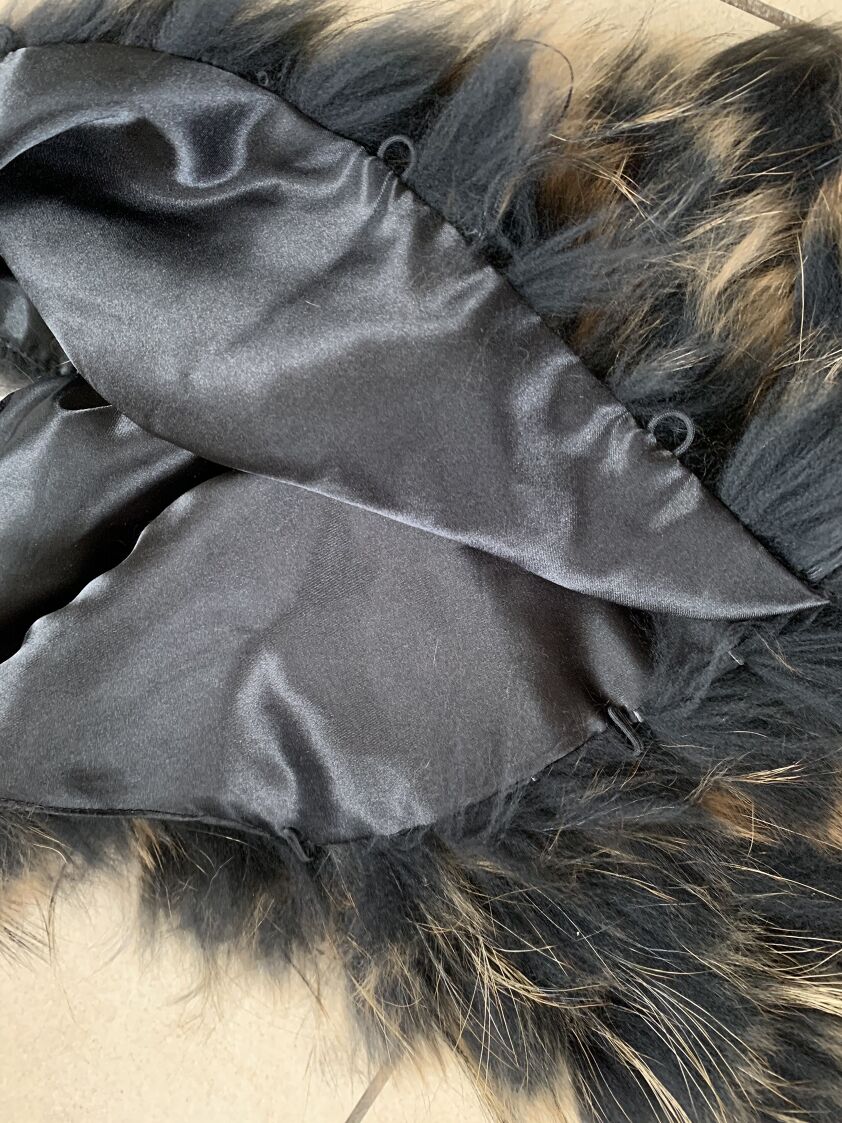 Liu Jo raccoon fur vest w62056