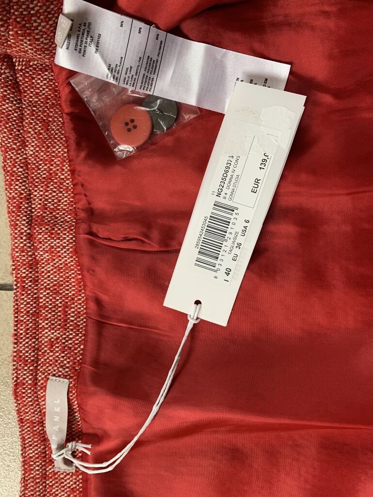 Stefanel new red wool skirt
