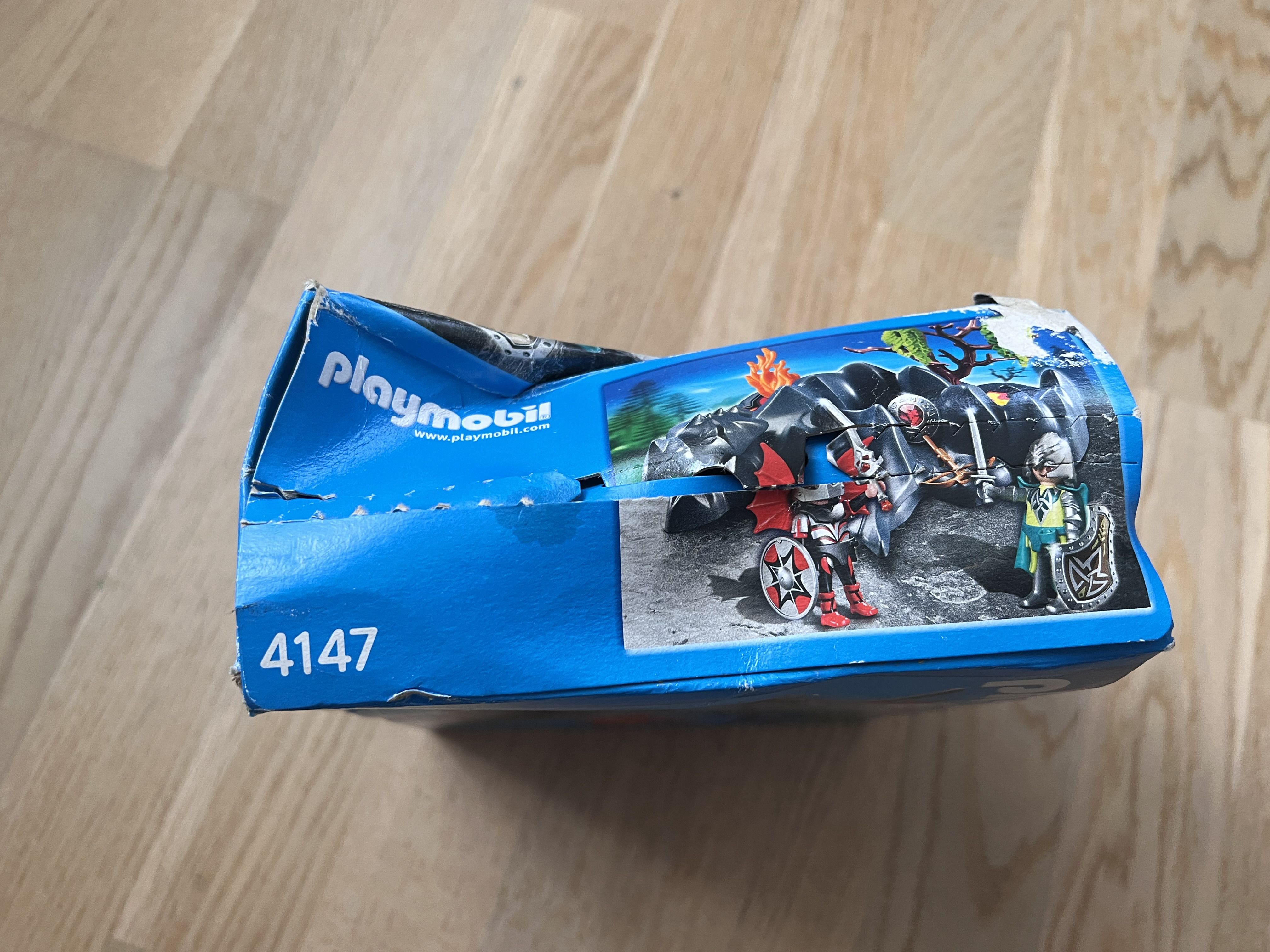 Playmobil - 4147 Dragon Rock Compact Set