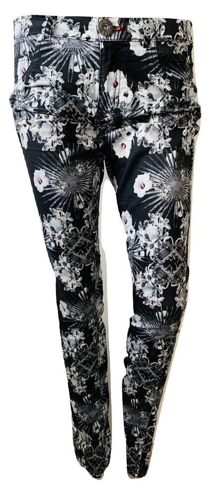 main product image on details page