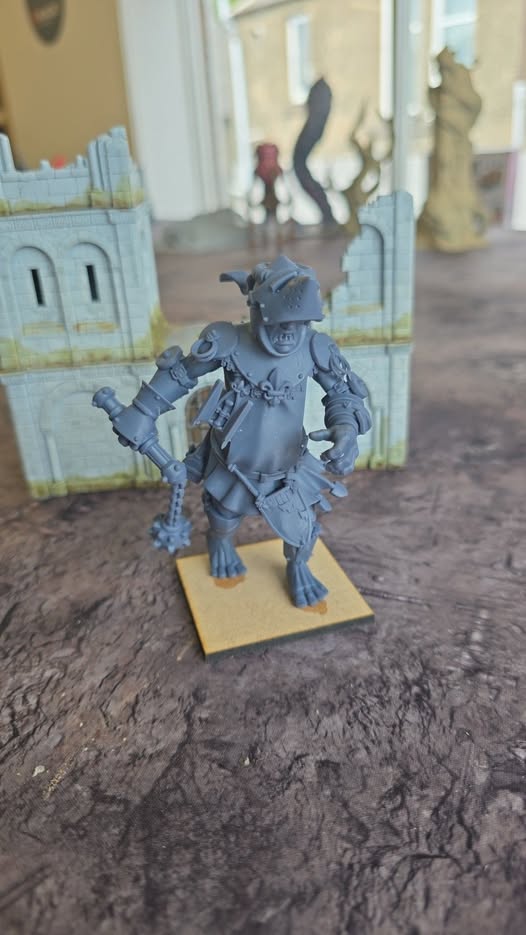 Gallia Giant - 25mm to 32mm - Highland Miniatures