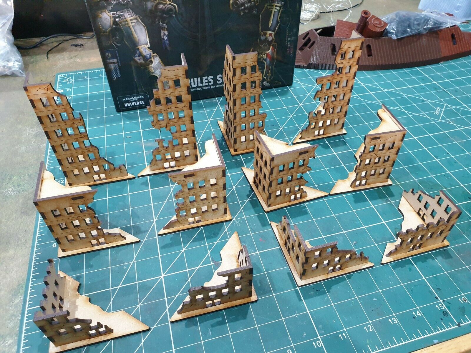 Epic 40k scenery 12 ruined Buildings