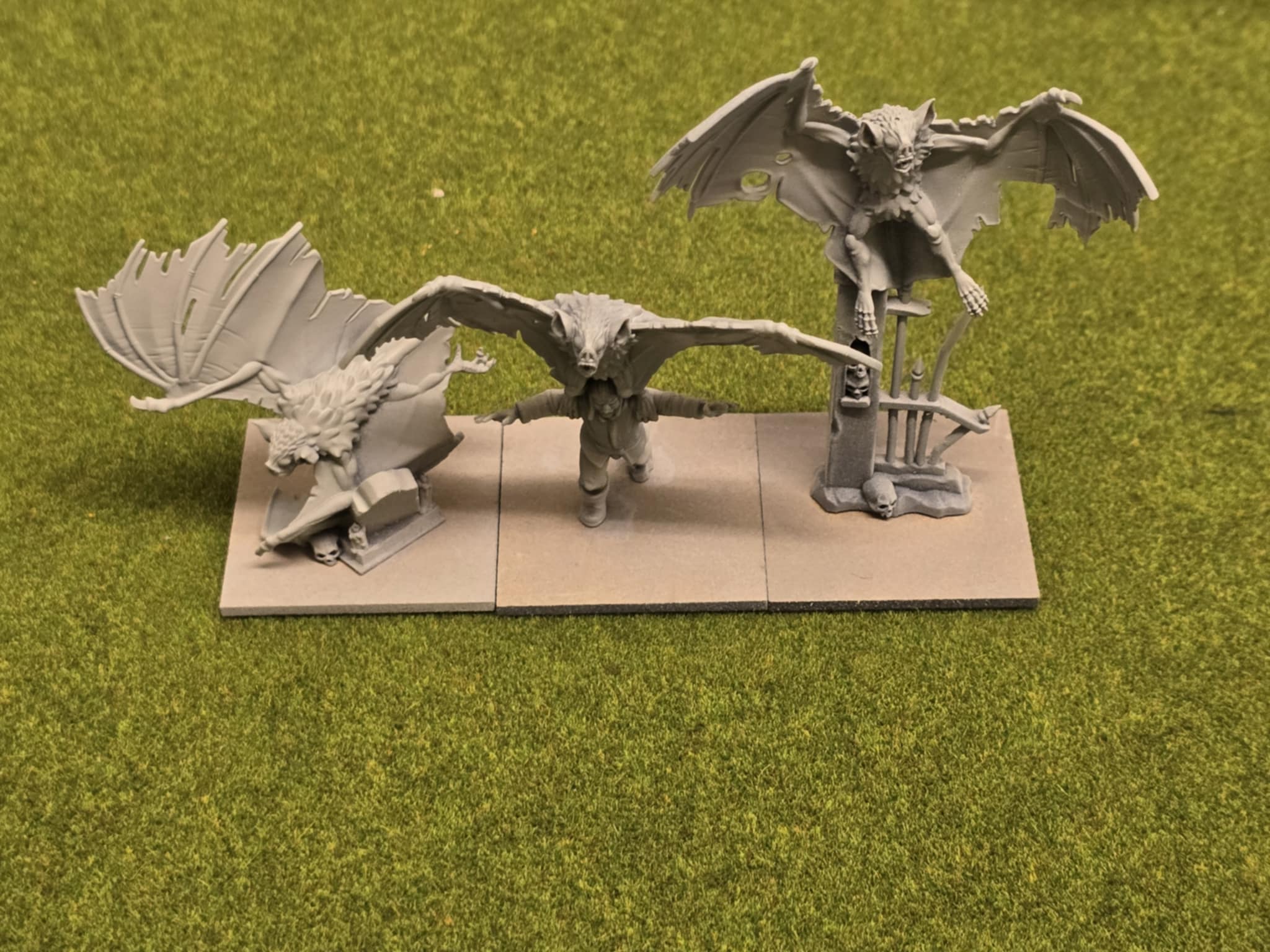 Giant Bat unit - 28 to 32mm - Monsters of the Crypt