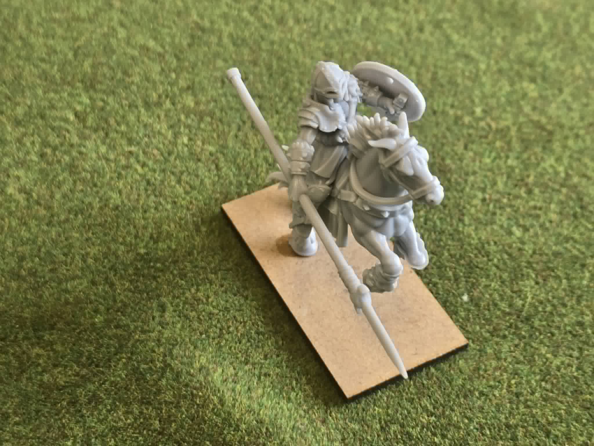 Norse Mounted 5 man Cavalry Unit with Spears - 25mm to 32mm