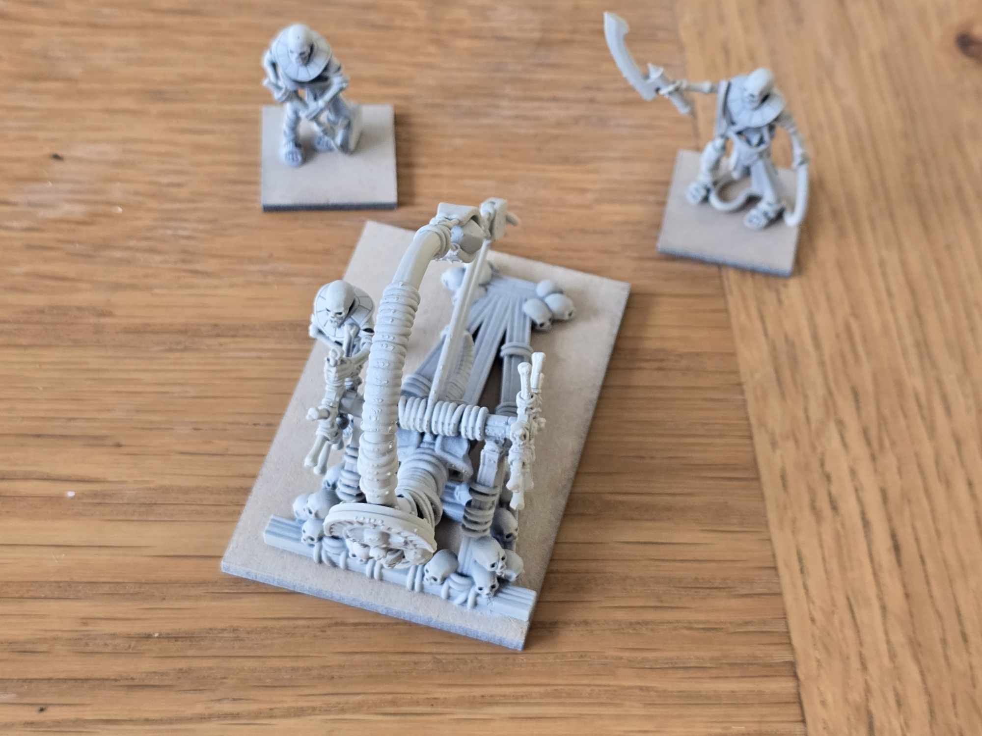 Ancient Stone Thrower - 25mm to 32mm - Tomb Kings