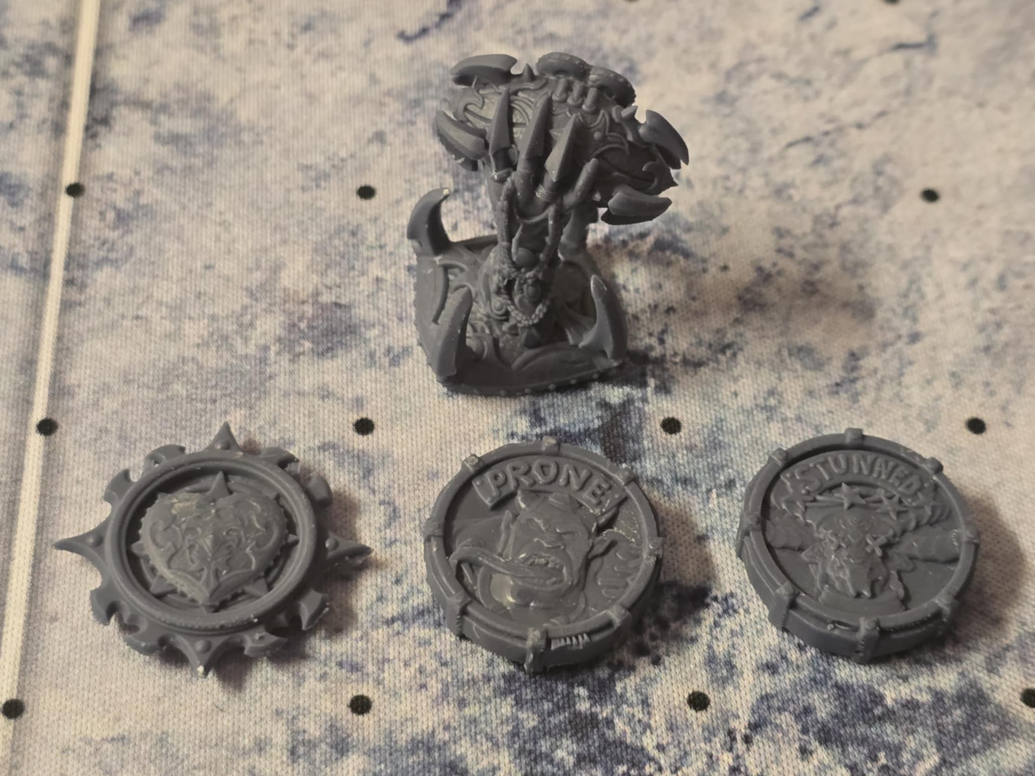 Horned Sinners (ChaosBorn) Bloodbowl team - 32mm