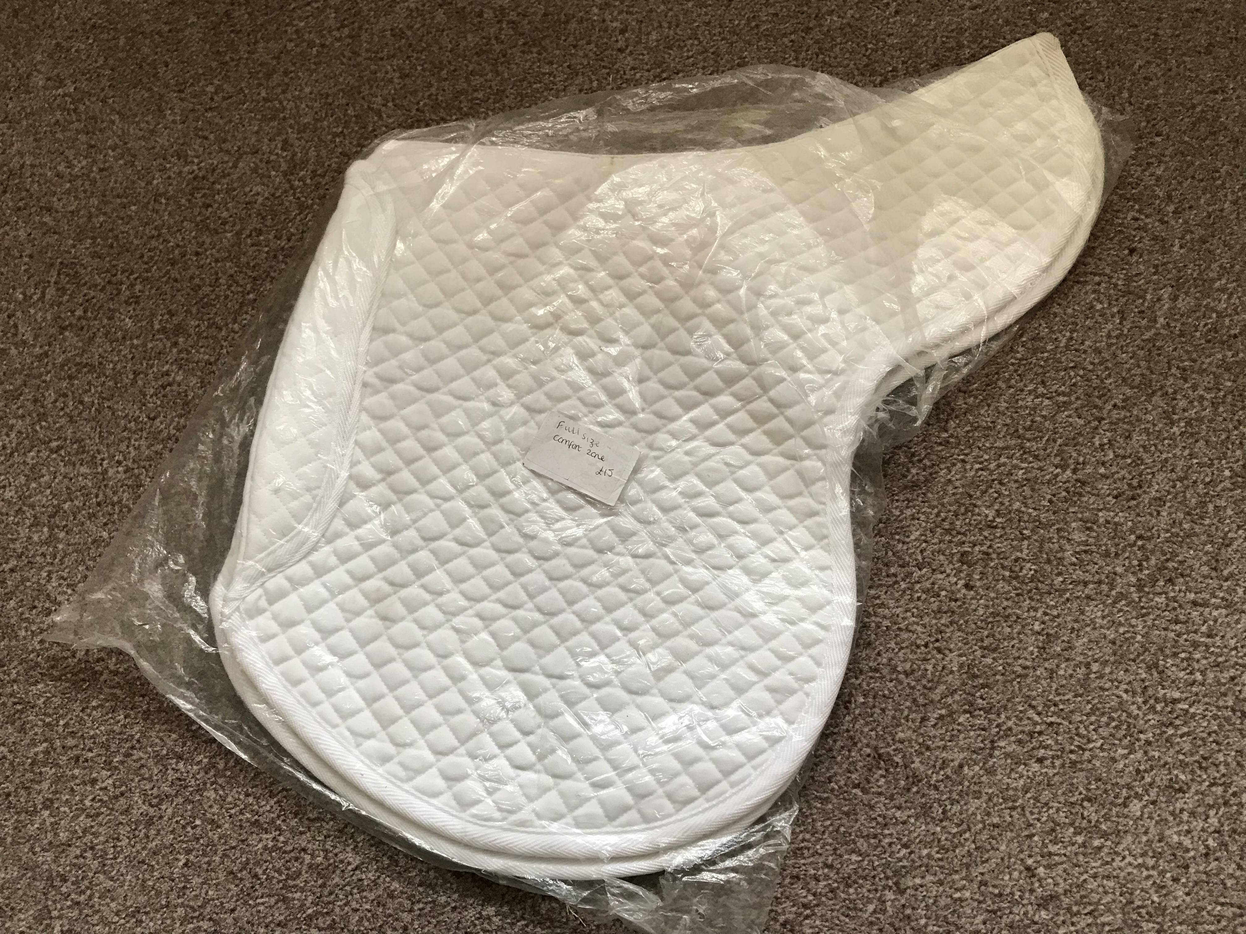 Comfort Zone Quilted Numnah, White. Full Size. BNWT. Shop Soiled. See listing,