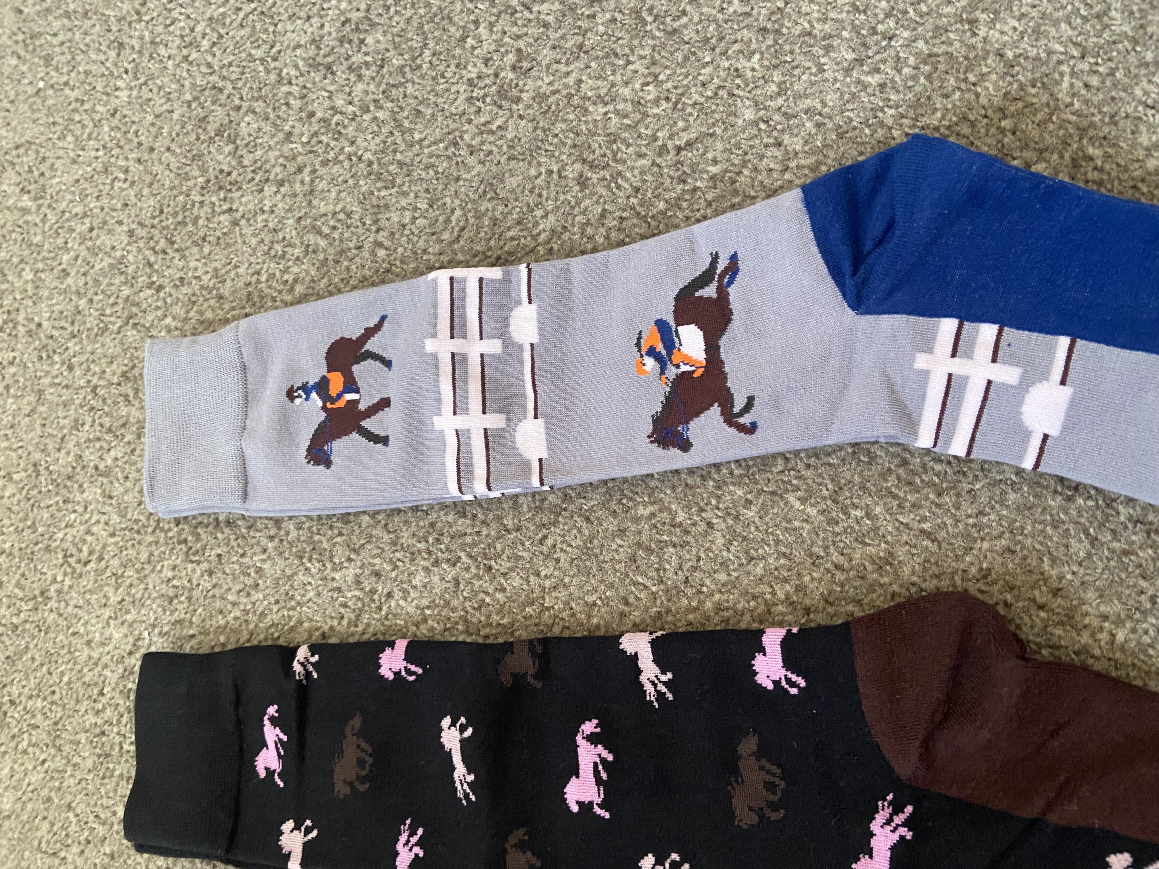 Long equestrian themed socks. BN. UK 6-9 EU 39-42