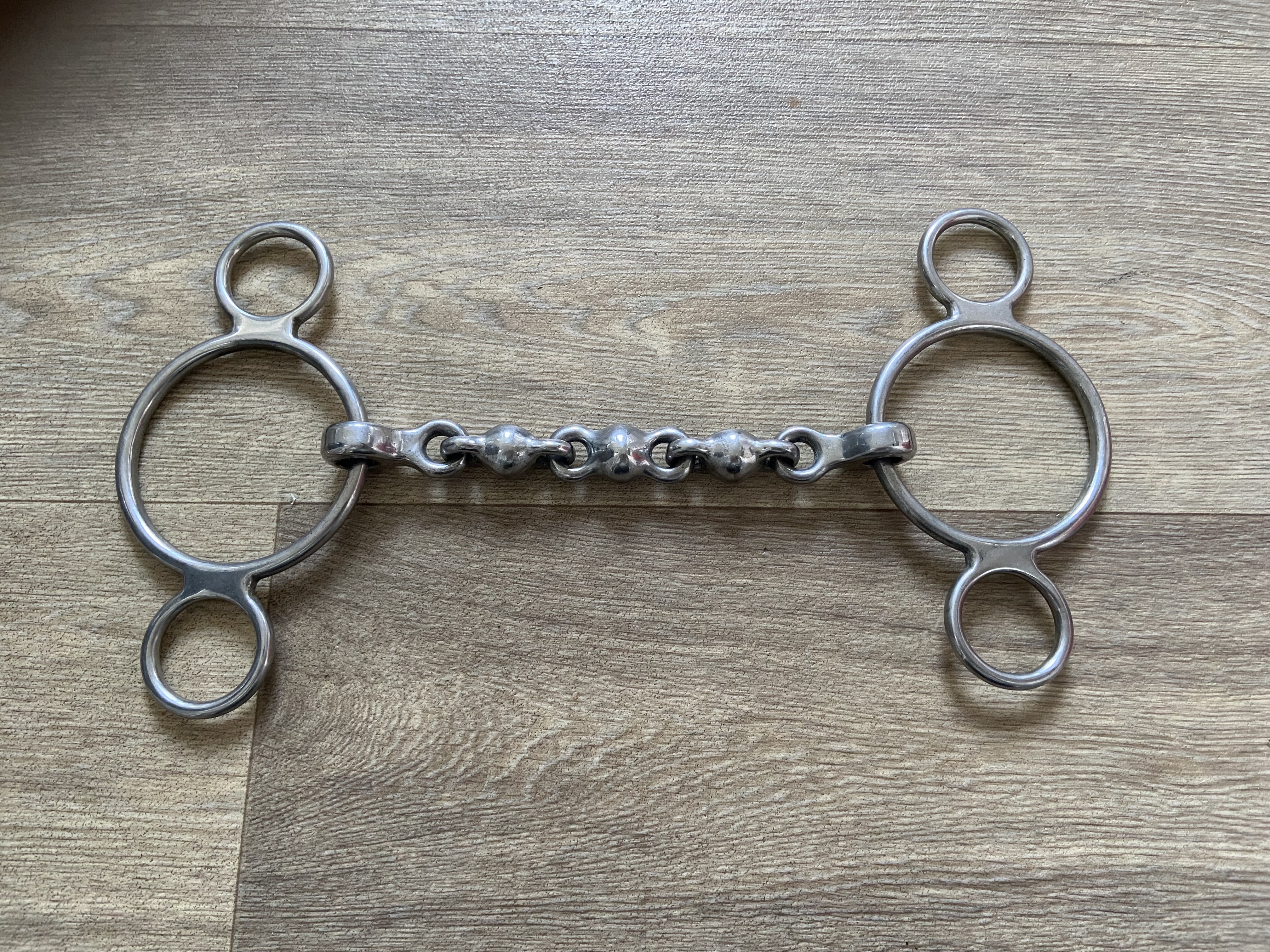 2 ring Waterford snaffle. Used. 5.75”. Good condition.