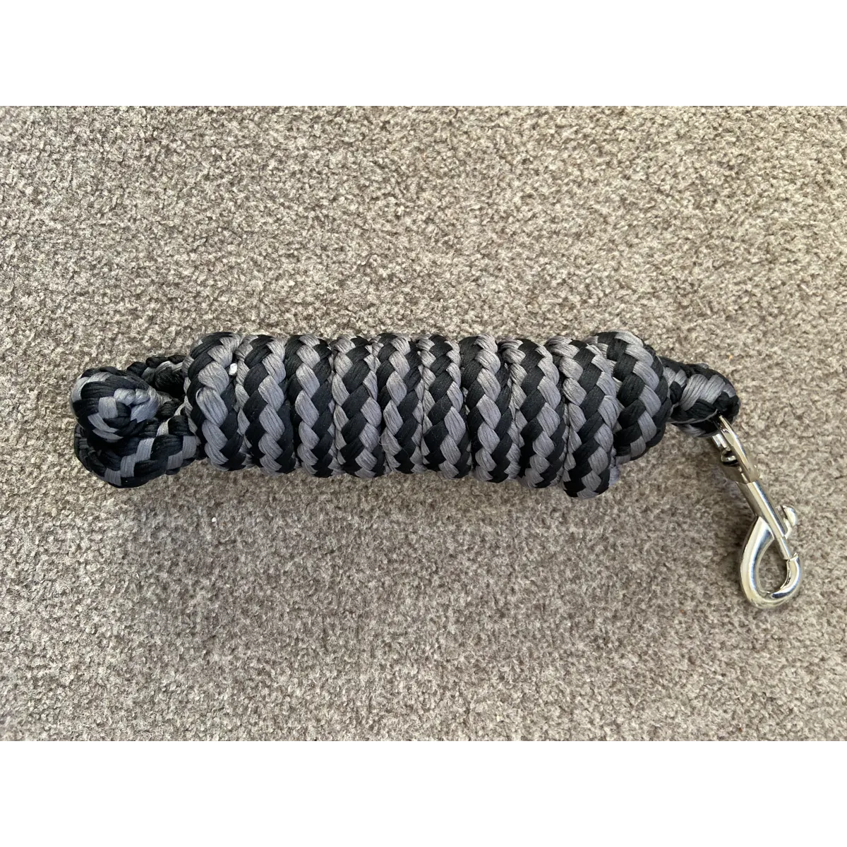 Two tone lead rope with trigger clip.  BN.  Various colours.