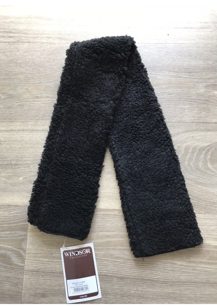 Windsor Equestrian Girth Sleeve. Black or Dark Red. 34” end to end.