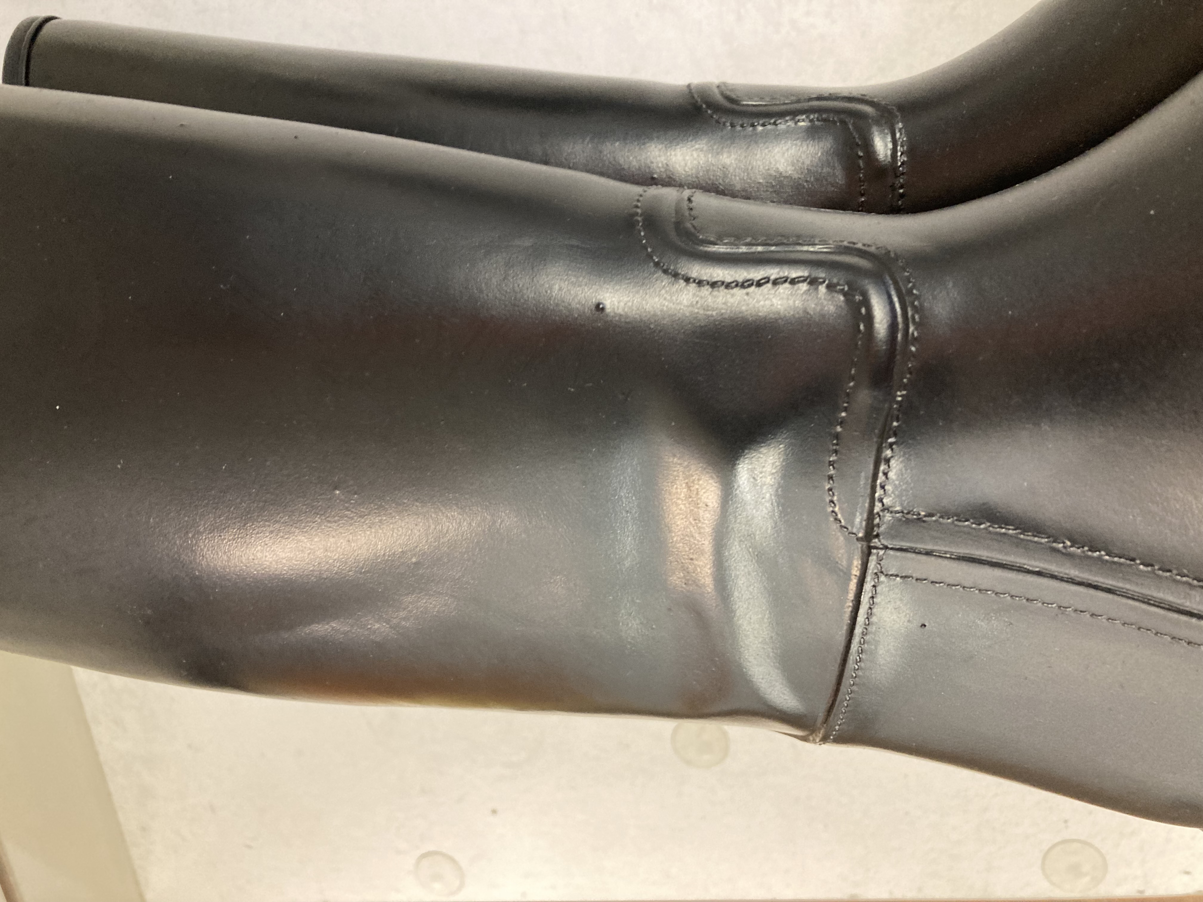 Tally ho childs long rubber riding boots. Size 9. BN shop soiled. RRP £39.99