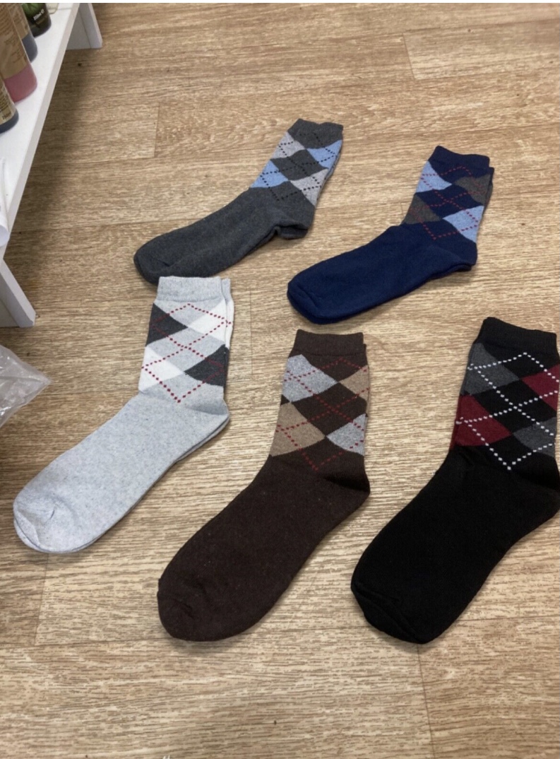 Mens thermal argyle socks. One size. BN