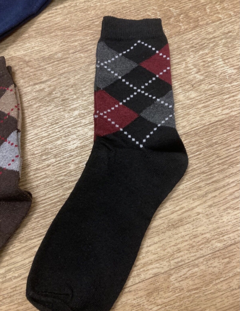 Mens thermal argyle socks. One size. BN