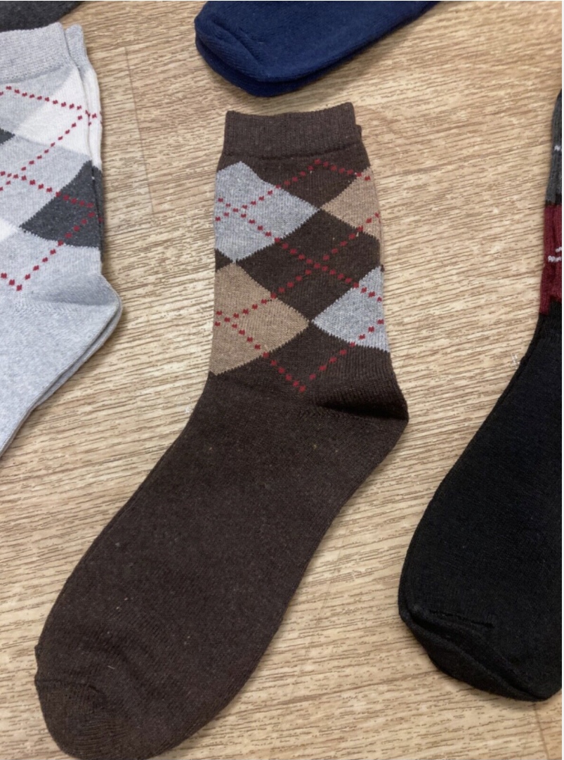 Mens thermal argyle socks. One size. BN