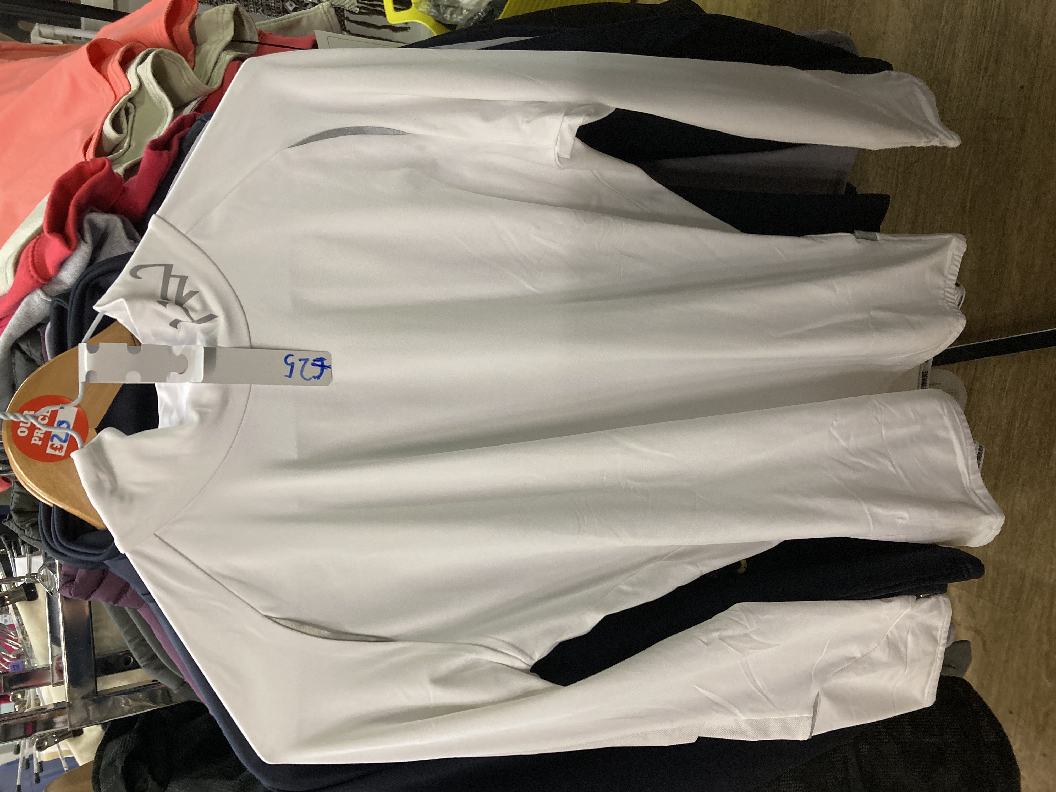 Horseware long sleeved base layer in white 16 (xl) RRP £43.00