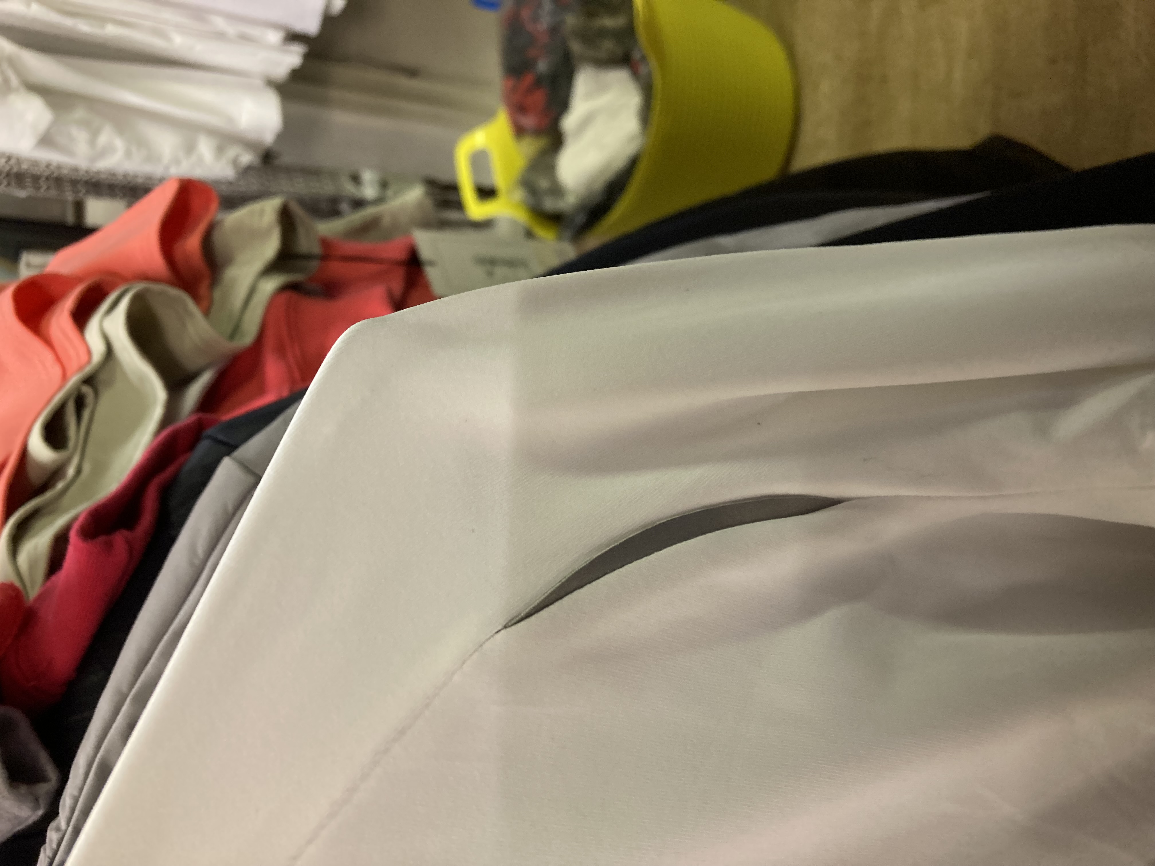 Horseware long sleeved base layer in white 16 (xl) RRP £43.00