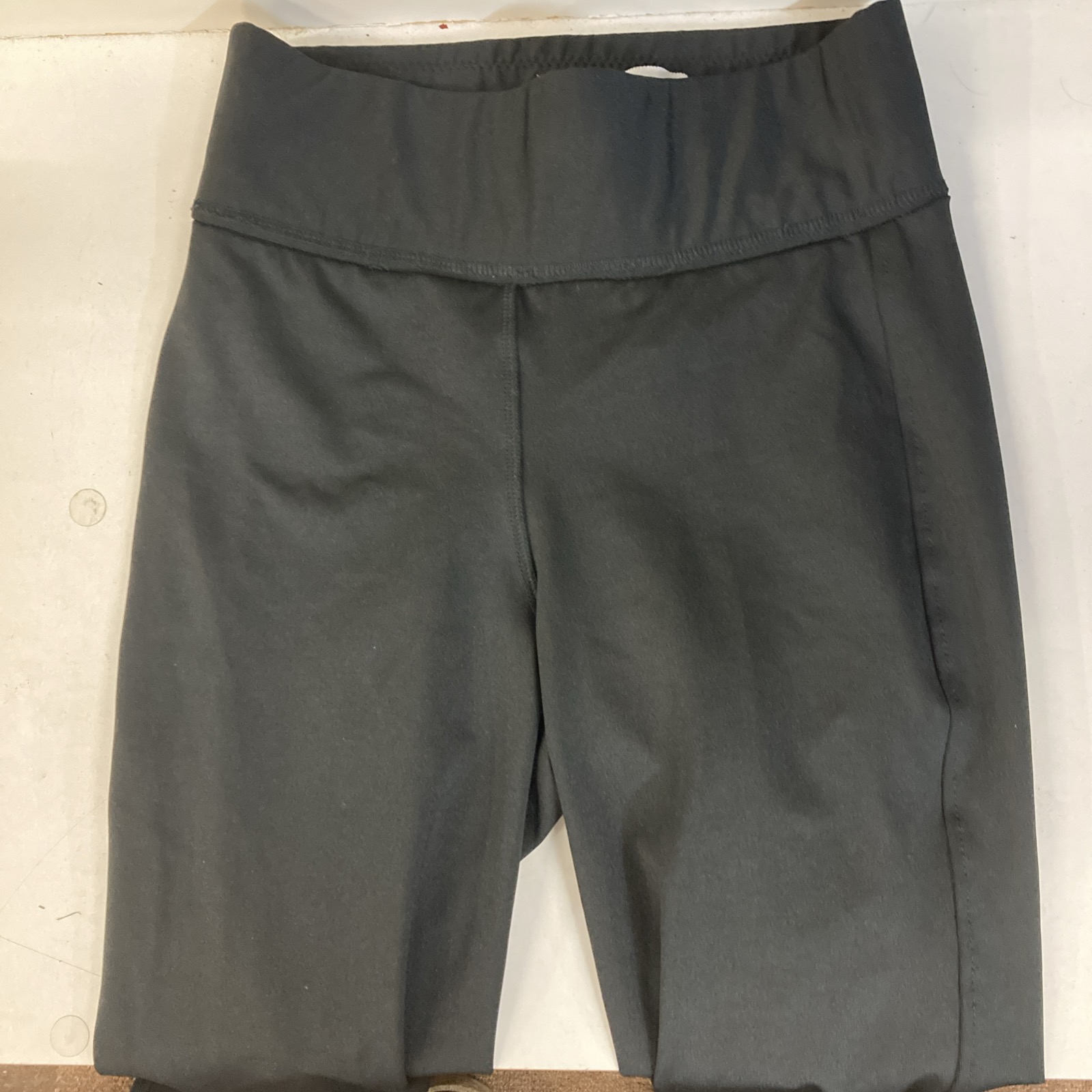 Rhinegold ladies everyday riding tights in black. Size 8. Preowned. VGC